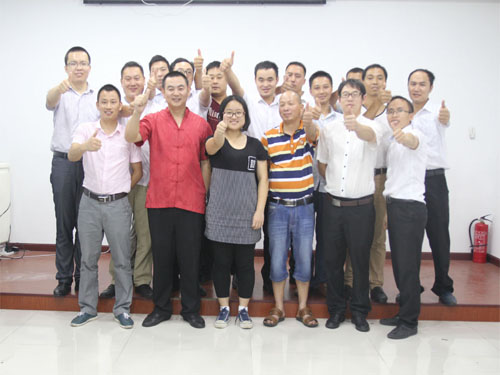 热烈祝贺公司2015年度上半年工作总结及下半年招商启动大会圆满成功